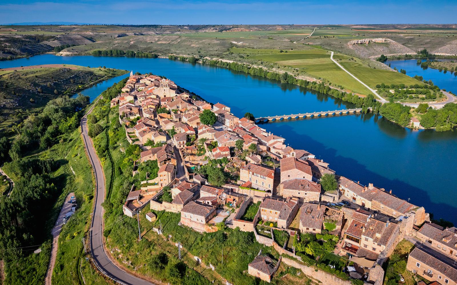 A Castilian stone village above the Duero river